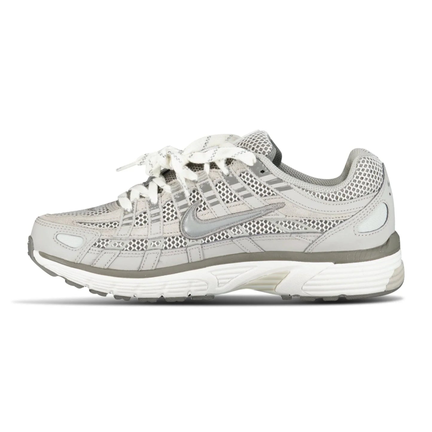 Nike P6000