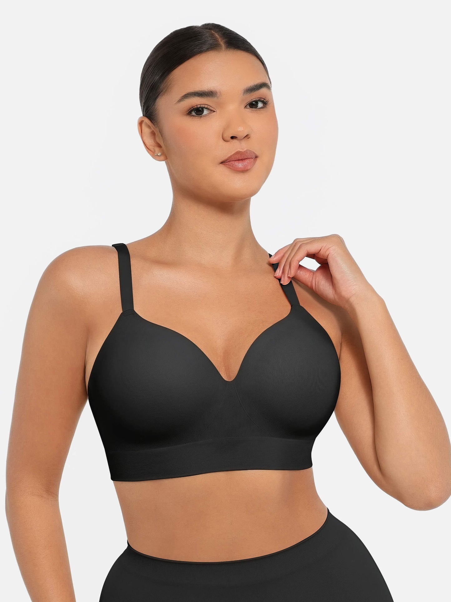 MyCurve 1 Push-Up Seamless Bra + 1 Smooth Seamless Bra